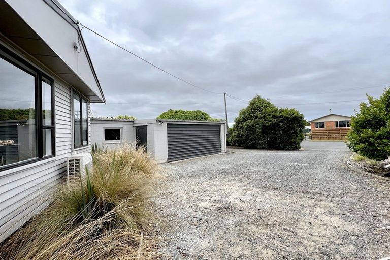Photo of property in 35 John Street, Otatara, Invercargill, 9879