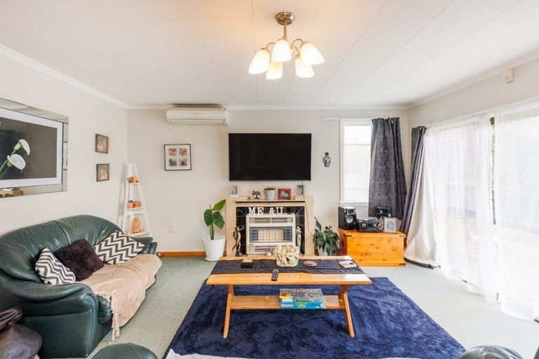 Photo of property in 27 Winchester Street, Awapuni, Palmerston North, 4412