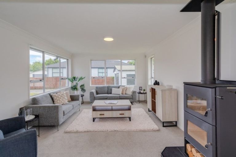 Photo of property in 66 Orrick Crescent, Avondale, Christchurch, 8061