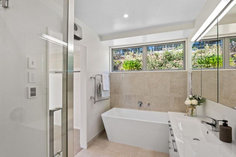 Photo of property in 831 Cashmere Road, Halswell, Christchurch, 8025