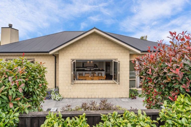 Photo of property in 5 Millpark Place, Northwood, Christchurch, 8051