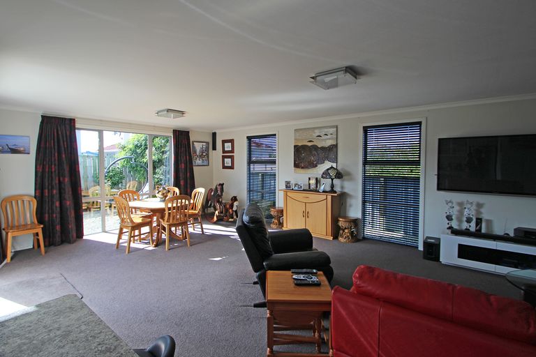 Photo of property in 73 Redcastle Road, Oamaru North, Oamaru, 9400