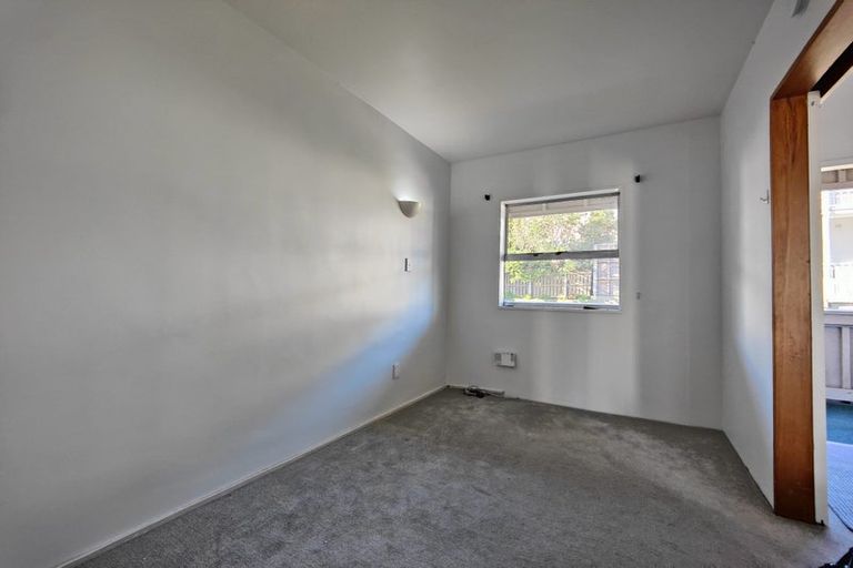 Photo of property in Melksham Towers, 303/131 Brougham Street, Mount Victoria, Wellington, 6011