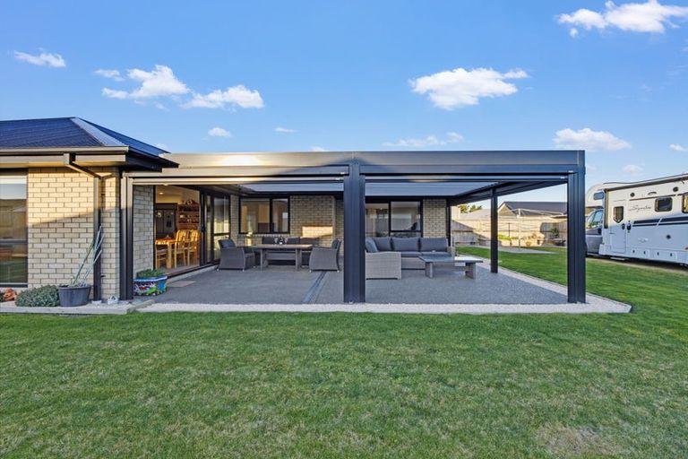 Photo of property in 52 Hilton Drive, Amberley, 7410