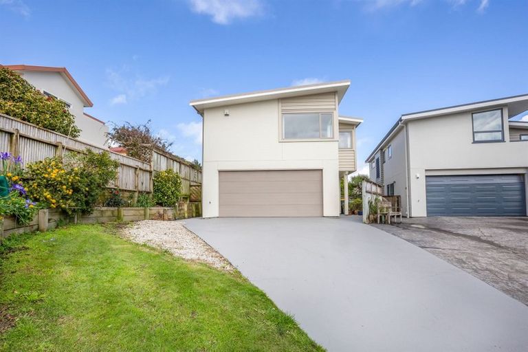 Photo of property in 3a Cromarty Place, Papakowhai, Porirua, 5024