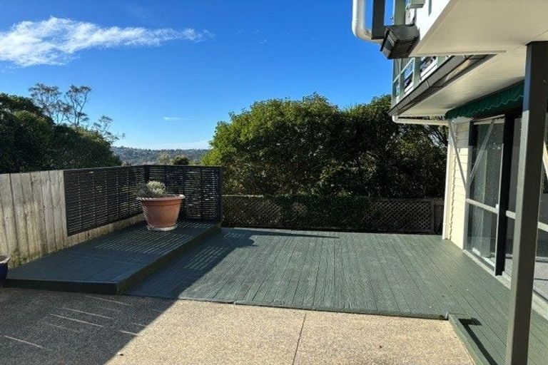 Photo of property in 67a Birkdale Road, Birkdale, Auckland, 0626