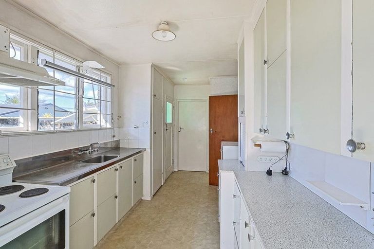 Photo of property in 23 Upham Street, Havelock North, 4130