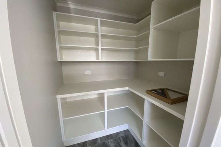 Photo of property in 9 Curtis Street, Woodend, 7610