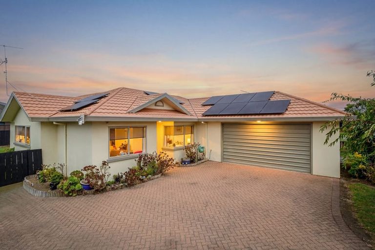 Photo of property in 106 Burns Street, Leamington, Cambridge, 3432