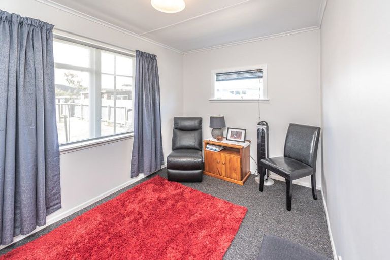 Photo of property in 40 Matai Street, Castlecliff, Whanganui, 4501