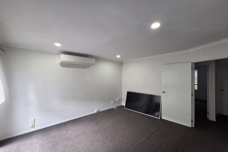 Photo of property in 109 Charles Prevost Drive, The Gardens, Auckland, 2105