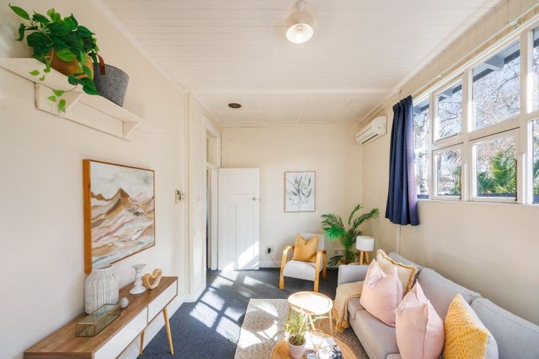 Photo of property in 285 Fitzherbert Avenue, West End, Palmerston North, 4410