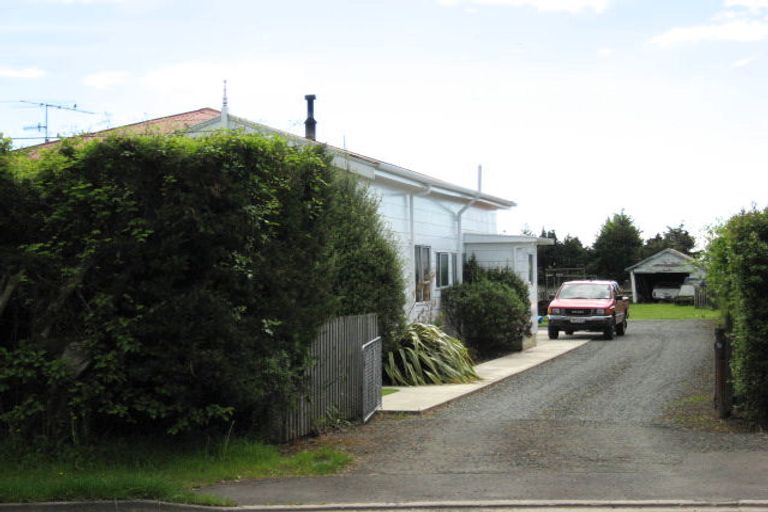 Photo of property in 22 Waimea West Road, Brightwater, 7022