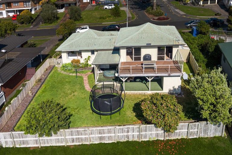 Photo of property in 7 Sunnyview Avenue, Shelly Park, Auckland, 2014