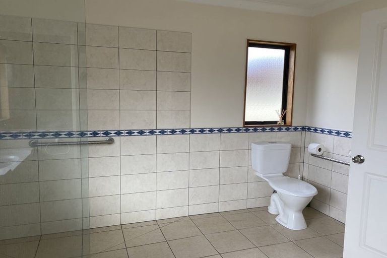 Photo of property in 2b Forward Street, Greenmeadows, Napier, 4112