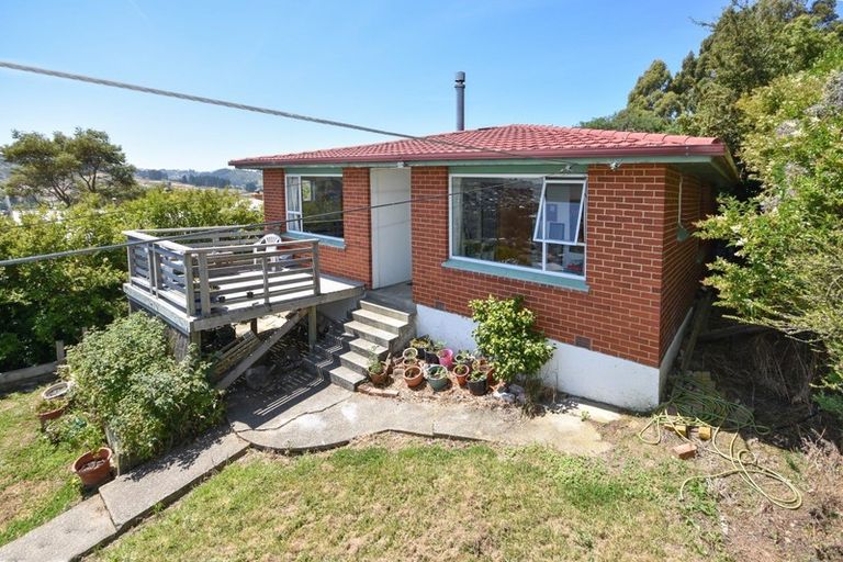 Photo of property in 5 Church Hill Road, Green Island, Dunedin, 9018