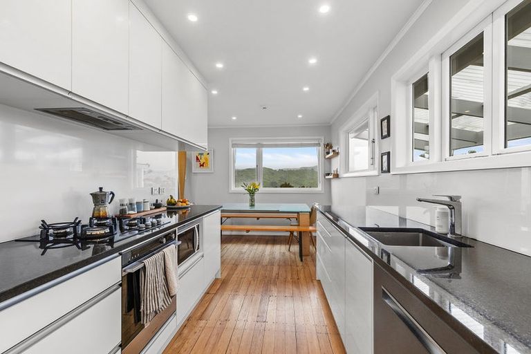 Photo of property in 23 Hudson Street, Island Bay, Wellington, 6023