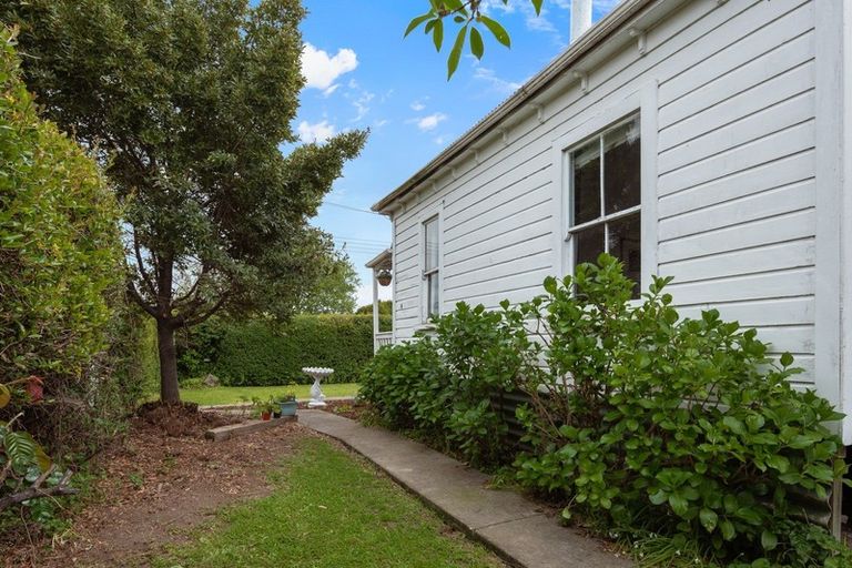 Photo of property in 6 Warwick Street, Mayfield, Blenheim, 7201