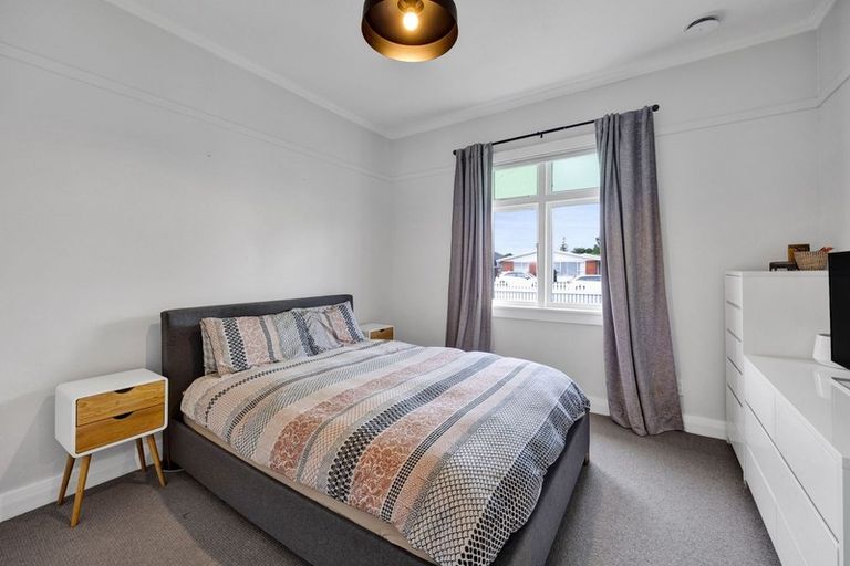 Photo of property in 211 Coronation Avenue, Welbourn, New Plymouth, 4310