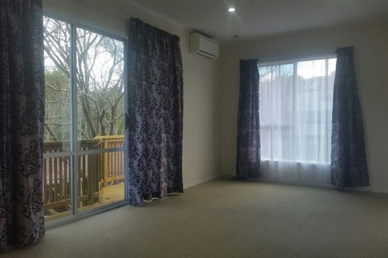 Photo of property in 59 Mcclintock Road, Massey, Auckland, 0614