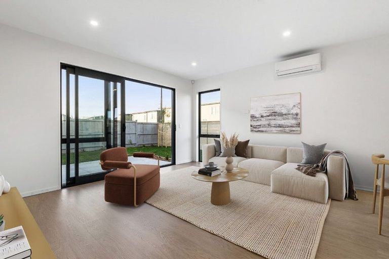 Photo of property in 4 Verde Lane, Rosehill, 2113