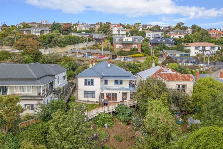 Photo of property in 51 Easther Crescent, Kew, Dunedin, 9012