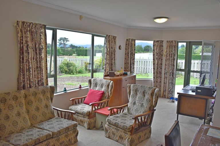 Photo of property in 225 Belvedere Road, Carterton, 5713