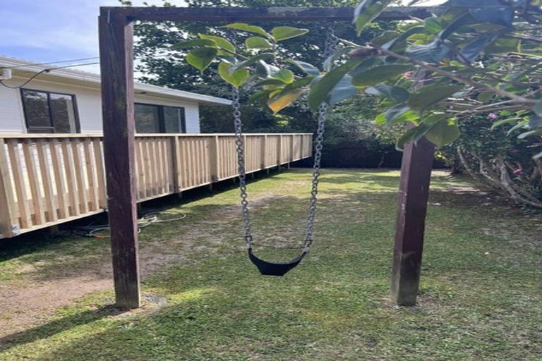 Photo of property in 12 Kennedy Grove, Stokes Valley, Lower Hutt, 5019