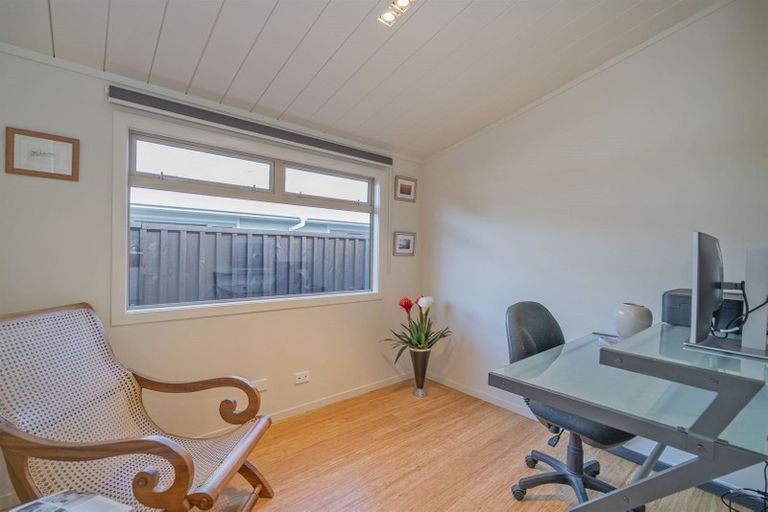 Photo of property in 16 Robinson Road, Whitianga, 3510