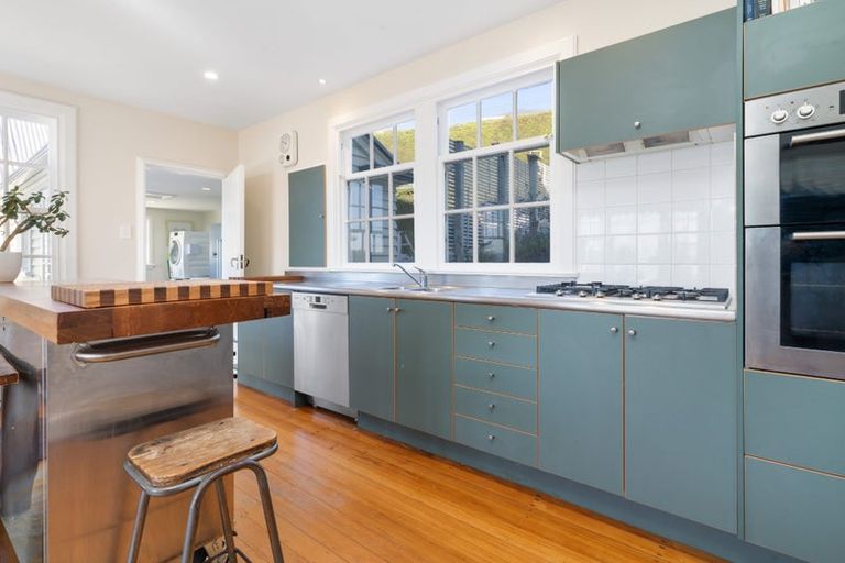 Photo of property in 40 Major Hornbrook Road, Mount Pleasant, Christchurch, 8081