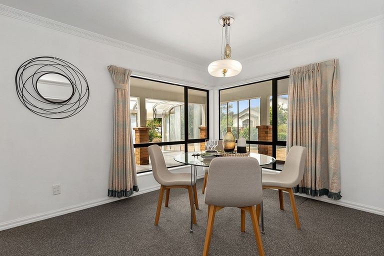 Photo of property in 21 Nielsen Gardens, Rototuna, Hamilton, 3210