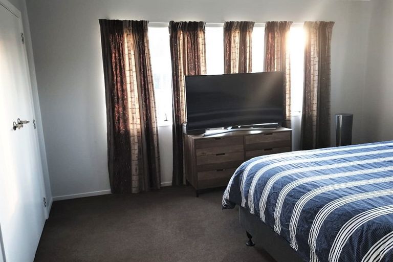 Photo of property in 8a Norman Street, Waitara, 4320