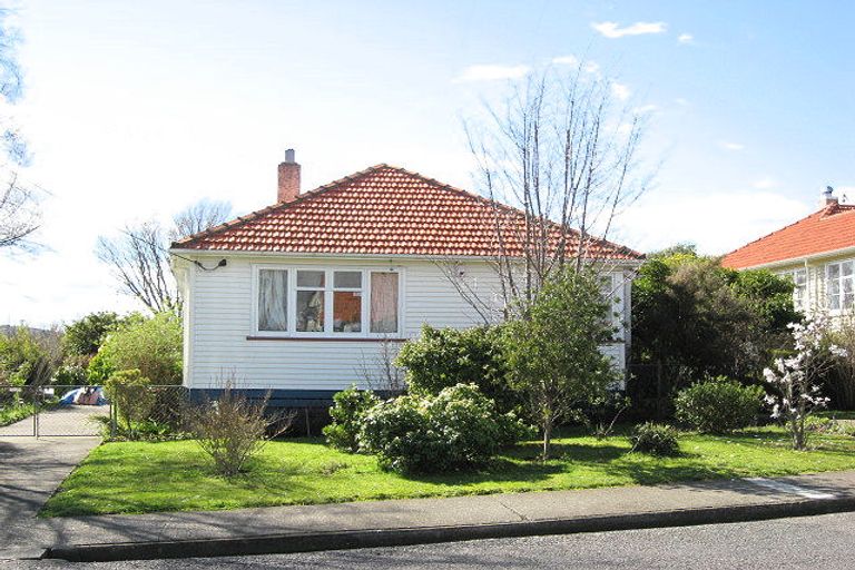 Photo of property in 3 Churchill Street, Waipukurau, 4200