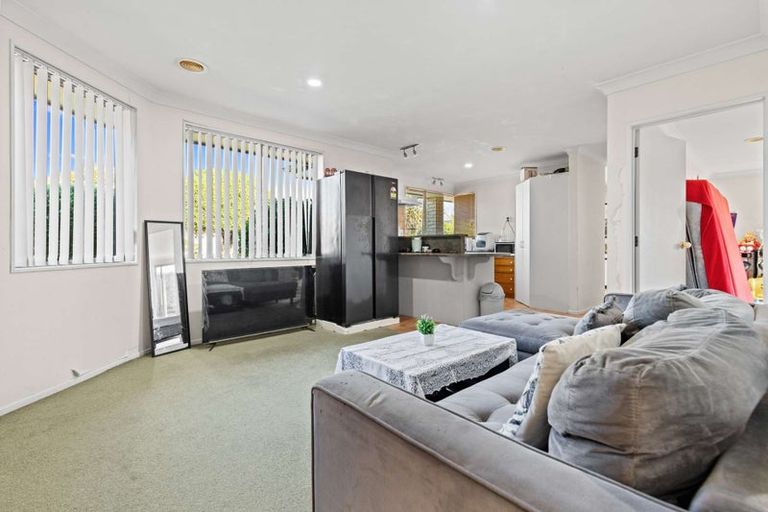 Photo of property in 18 Glen Cree Avenue, Rototuna, Hamilton, 3210