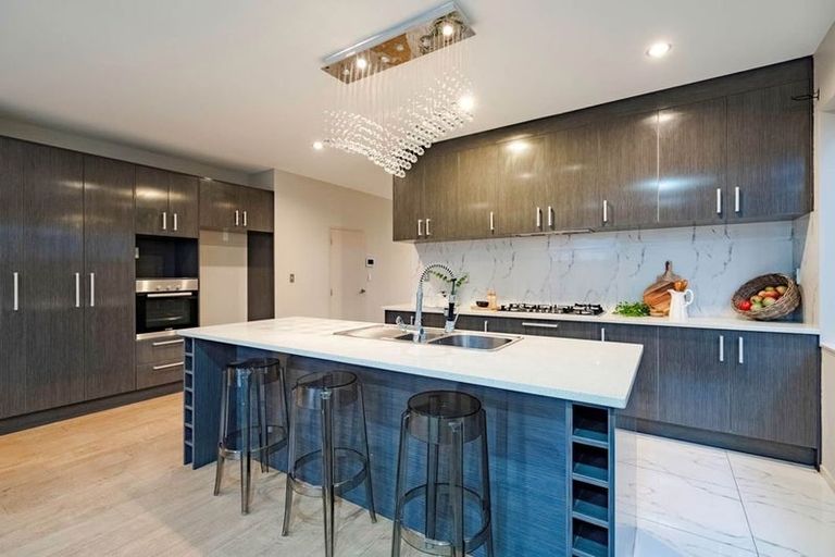 Photo of property in 22 Ballindrait Drive, Flat Bush, Auckland, 2019