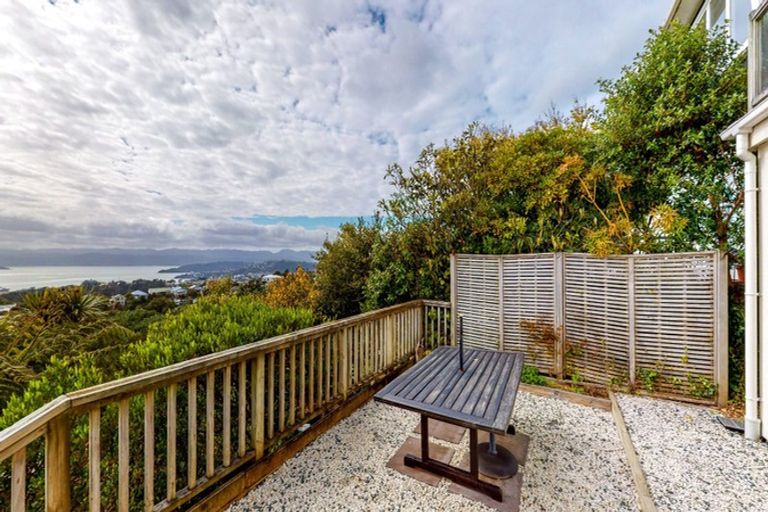 Photo of property in 6 Espin Crescent, Karori, Wellington, 6012