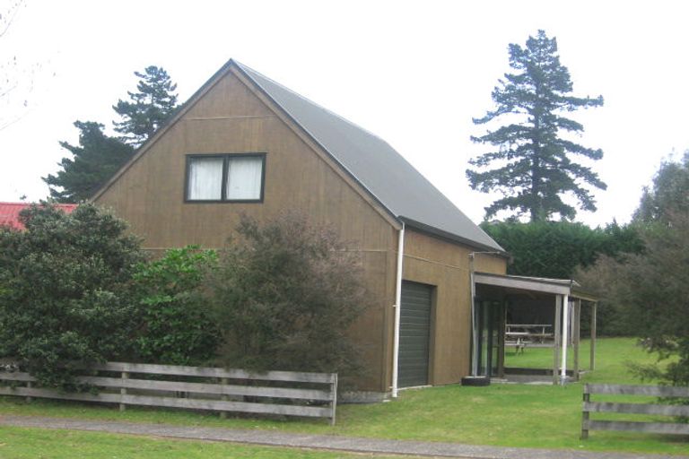 Photo of property in 115 Waimaire Avenue, Matarangi, Whitianga, 3592