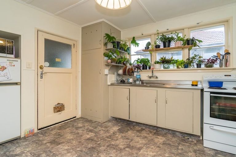 Photo of property in 98 Panmure Avenue, Calton Hill, Dunedin, 9012