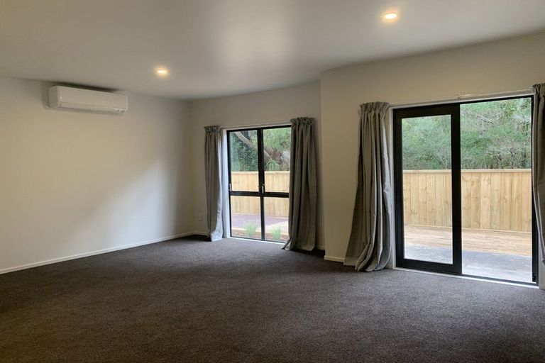 Photo of property in 17 Sun Place, Henderson, Auckland, 0612