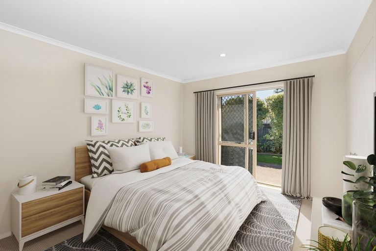 Photo of property in 63 Weraroa Road, Levin, 5510