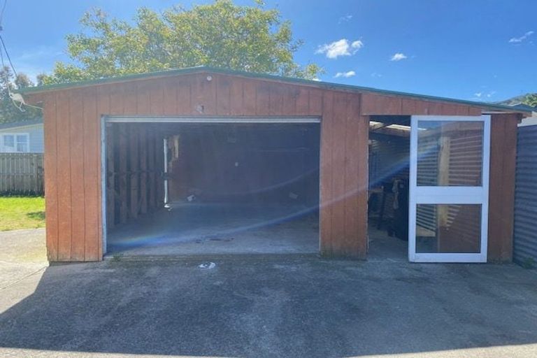 Photo of property in 26 Bethune Street, Featherston, 5710