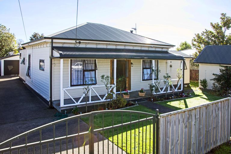 Photo of property in 12 Casel Street, Masterton, 5810