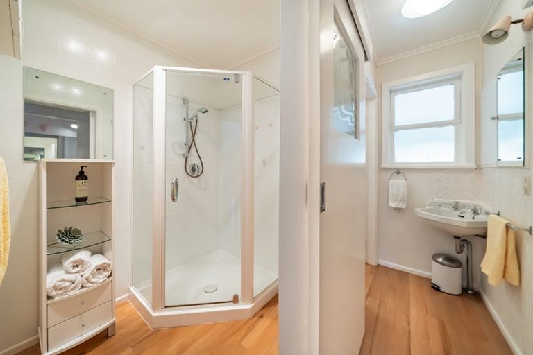 Photo of property in 22 Pempsey Street, Silverstream, Upper Hutt, 5019