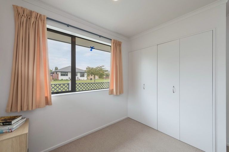 Photo of property in 8 The Drive, Richmond, 7020