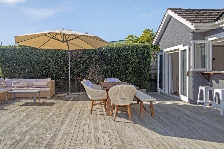 Photo of property in 105 Awapuni Road, Awapuni, Gisborne, 4010