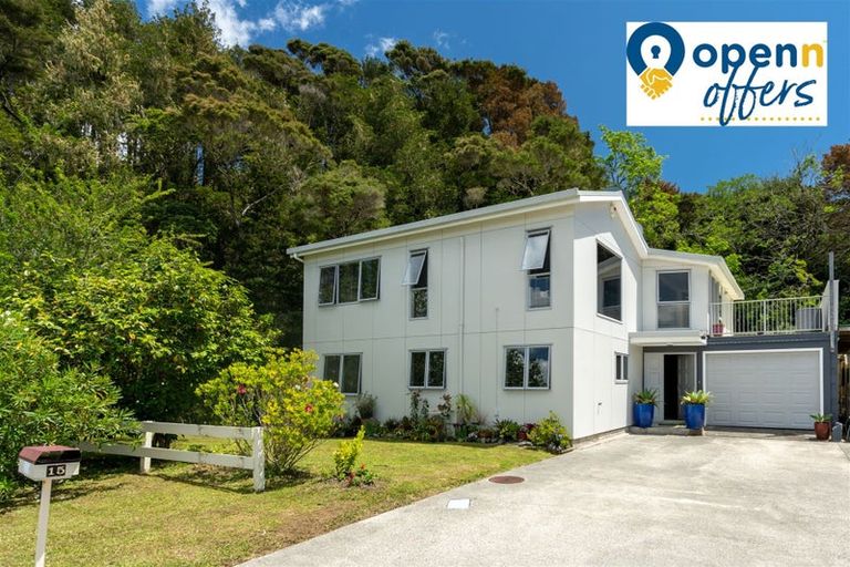 Photo of property in 15 Tohitapu Road, Paihia, 0200