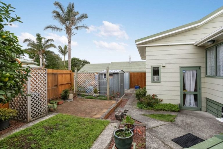Photo of property in 1 Mcevoy Avenue, Tuakau, 2121