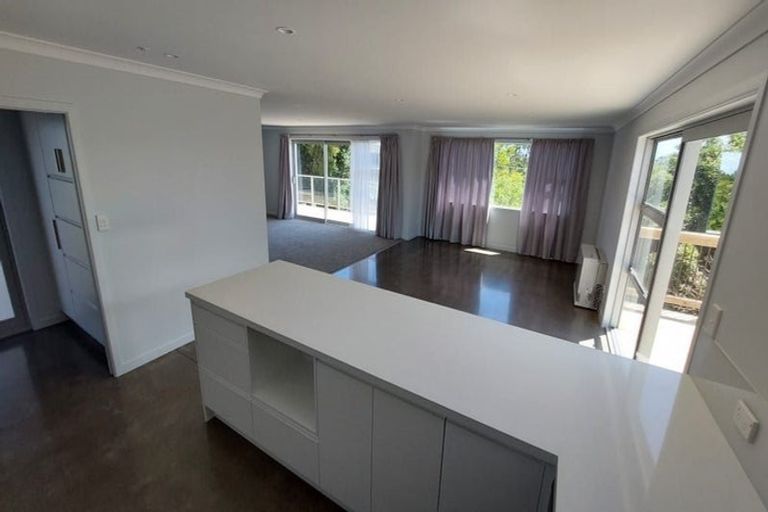 Photo of property in 122a Heta Road, Highlands Park, New Plymouth, 4312