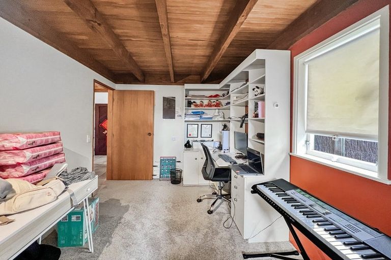 Photo of property in 131 Kings Crescent, Hutt Central, Lower Hutt, 5010