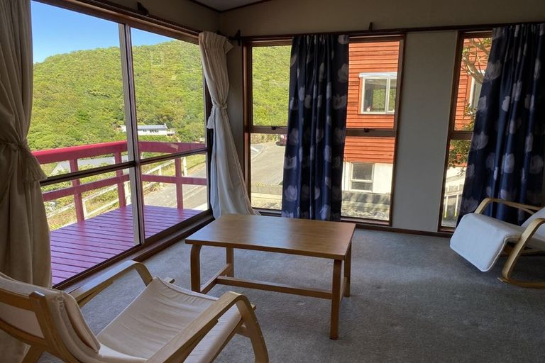 Photo of property in 9 Ngarimu Grove, Ngaio, Wellington, 6035